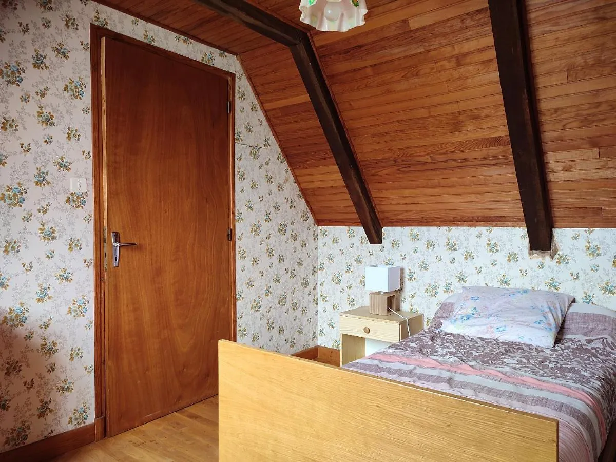 Maison Charmante A Florentin La Capelle Avec Jardin Et Vue Montagne צרפת